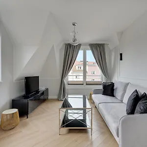 Tartaczna Center & Parking By Downtown Apartment